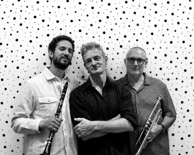 Trio NB avec Instru 1